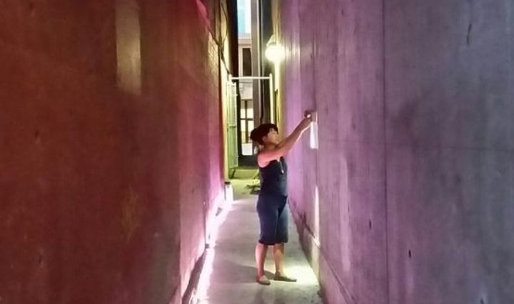 Secret Alley Gallery lighting test.