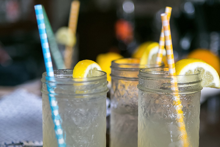 glasses of lemonade