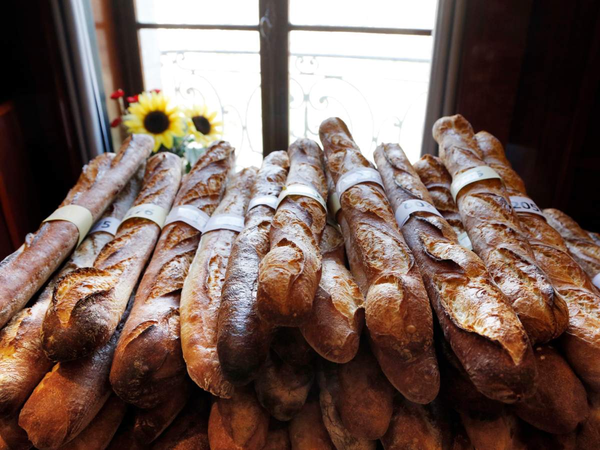 Ingesting gluten from bread products can lead to a host of GI issues. But can beauty products containing gluten cause the same problems?.