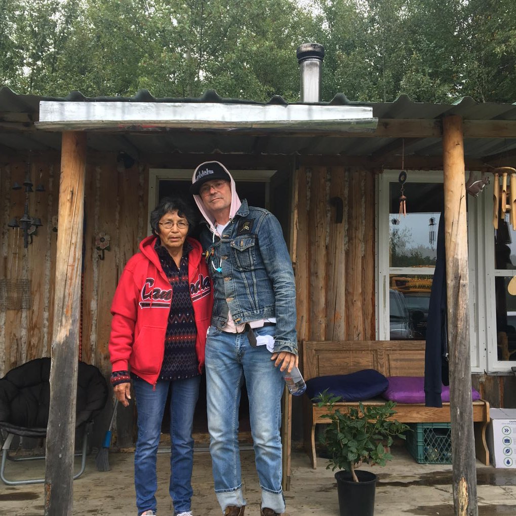 Gord Downie with Charlie Wenjack's sister, Pearl, in Ogoki Post. 