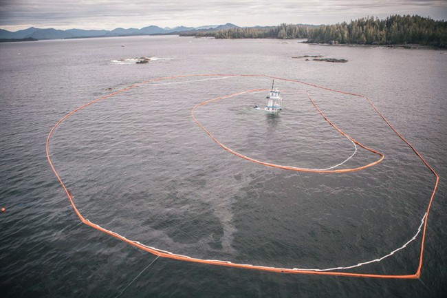 Weather affecting effort to contain Bella Bella fuel spill - image