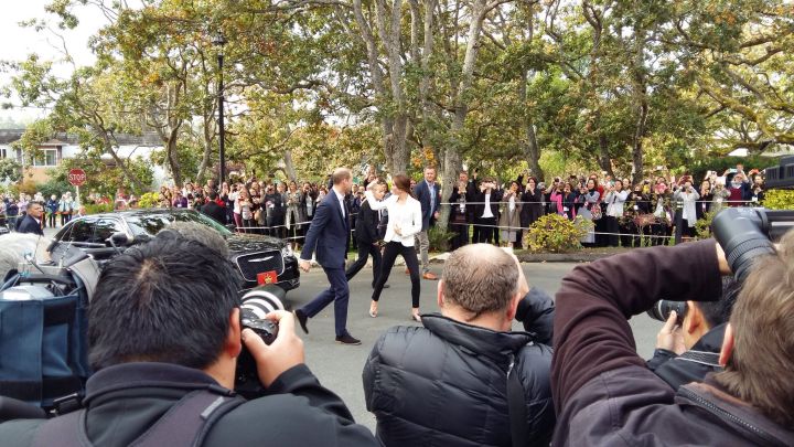 Prince William and Kate arrive at the Cridge Centre for the Family in Victoria on Day 8 of the Royal Visit to Canada, Oct. 1, 2016.