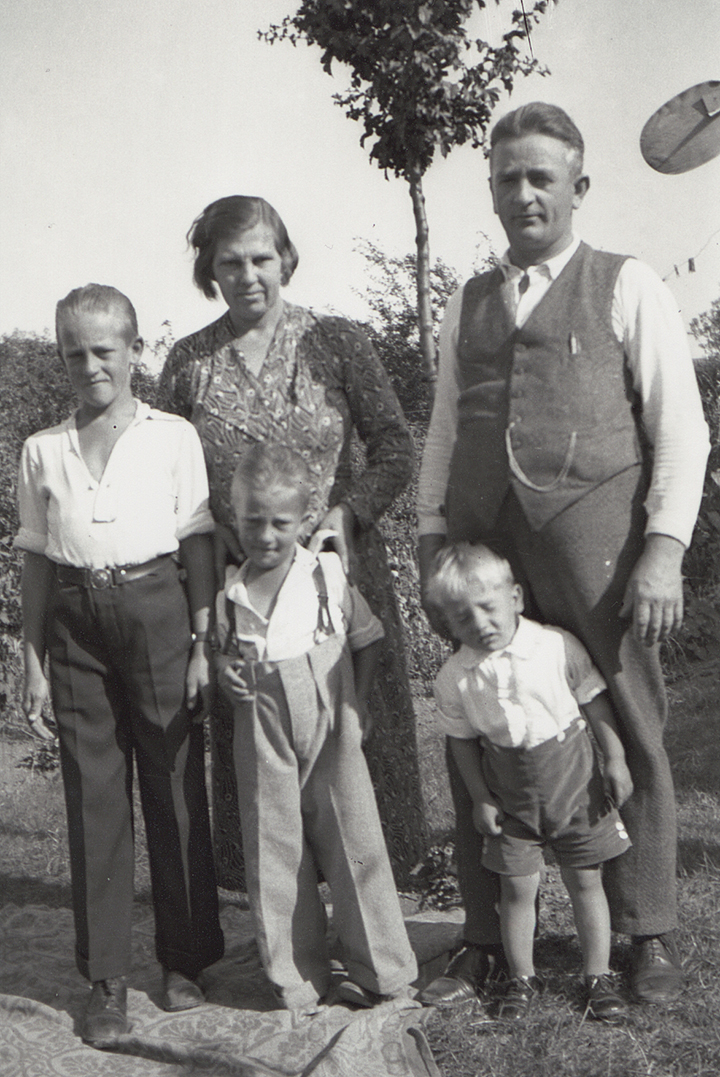 Linda Olsen’s father (youngest on the right) and his family in Denmark. Years later, her dad learned his older brother (on the left) was part of the Danish underground resistance movement.