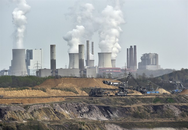 The Earth's temperature could rise by 5 C by 2100 if humans continue to live as they do now, a new research paper has found.