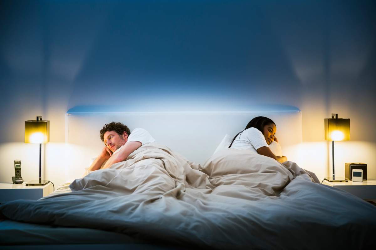 Several factors may keep people from leaving unhappy relationships, like fear, low self-esteem and insecurity.