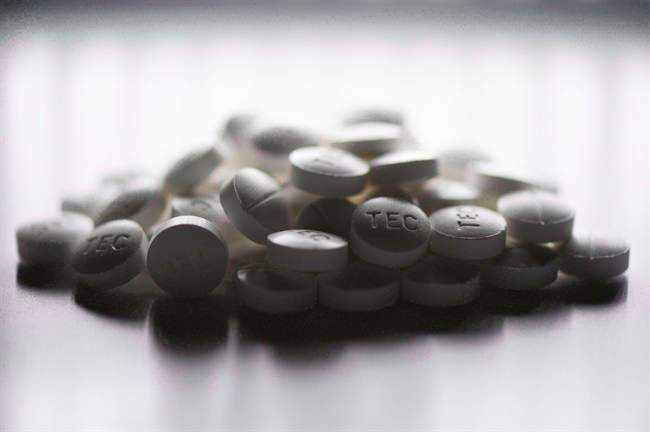 Prescription pills containing oxycodone and acetaminophen are pictured in this June 20, 2012 photo.