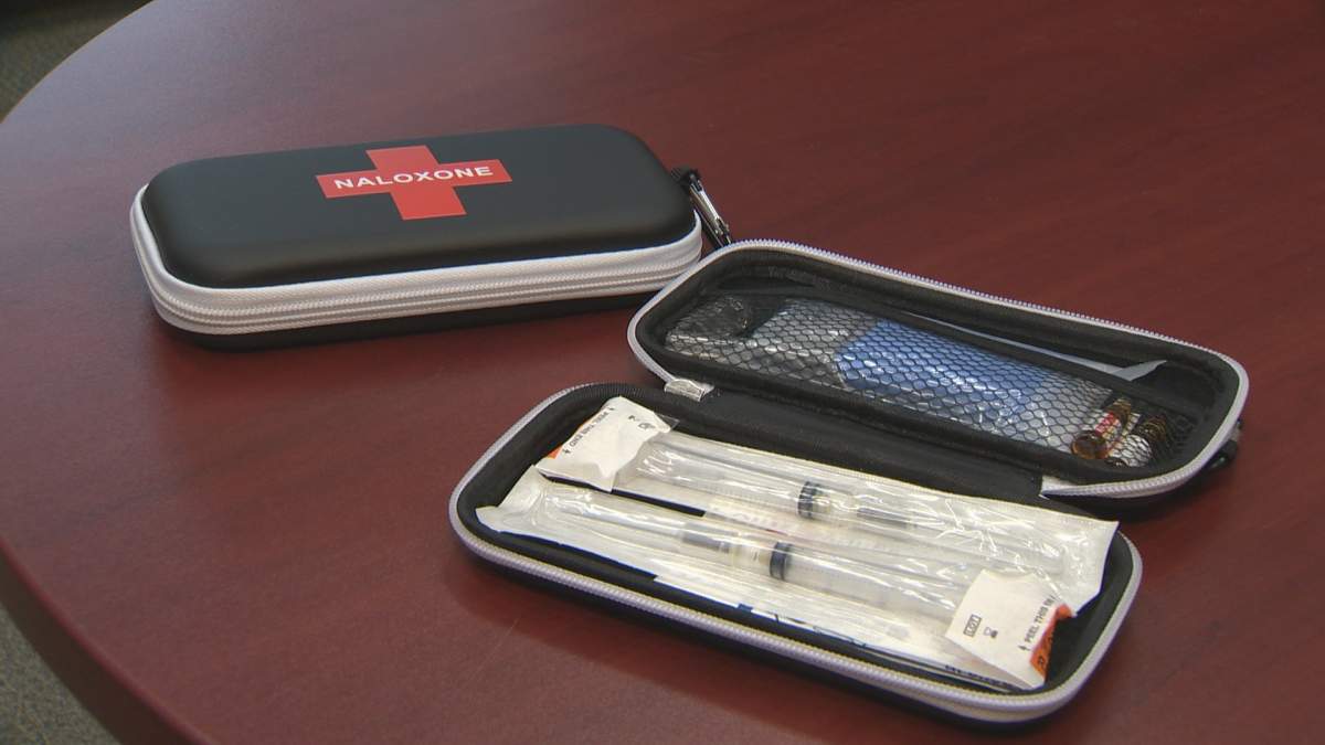 Free naloxone kits now available at 220 pharmacies throughout B.C. - image