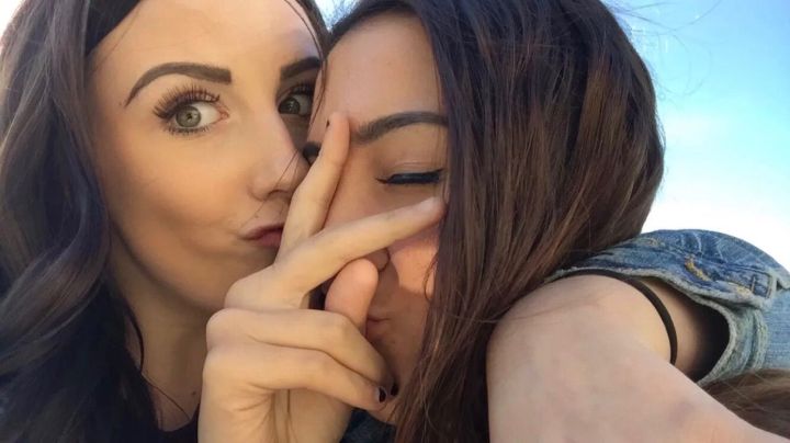 Kelsey Nelson (left) and Meghan Bomford