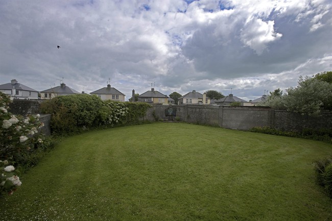 Forensics experts say they have found a mass grave for young children at a former Catholic orphanage in Ireland where suspicions of unrecorded, unmarked burials have lingered for decades.