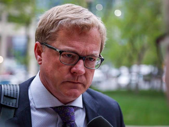 Province promises new regulations will reduce school fees for Alberta parents - image