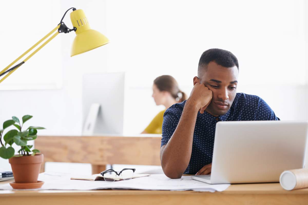 People spend a total of 17 hours a week reading, responding and sending work emails both at work and at home, a Canadian survey says.