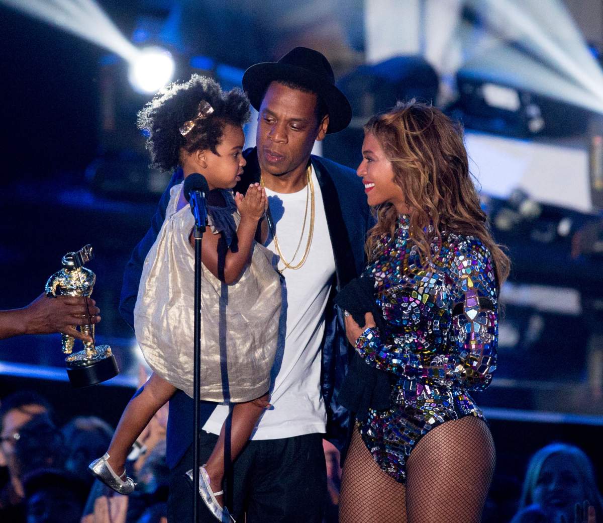 Mother’s Day in Hollywood: The biggest mama’s boys (and girls) - image