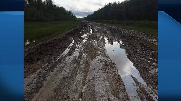 Highway 123 still an issue for people trying to get to and from the northern Saskatchewan community of Cumberland House.