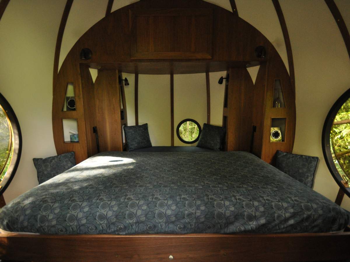The spheres are fully furnished and have private bathrooms.