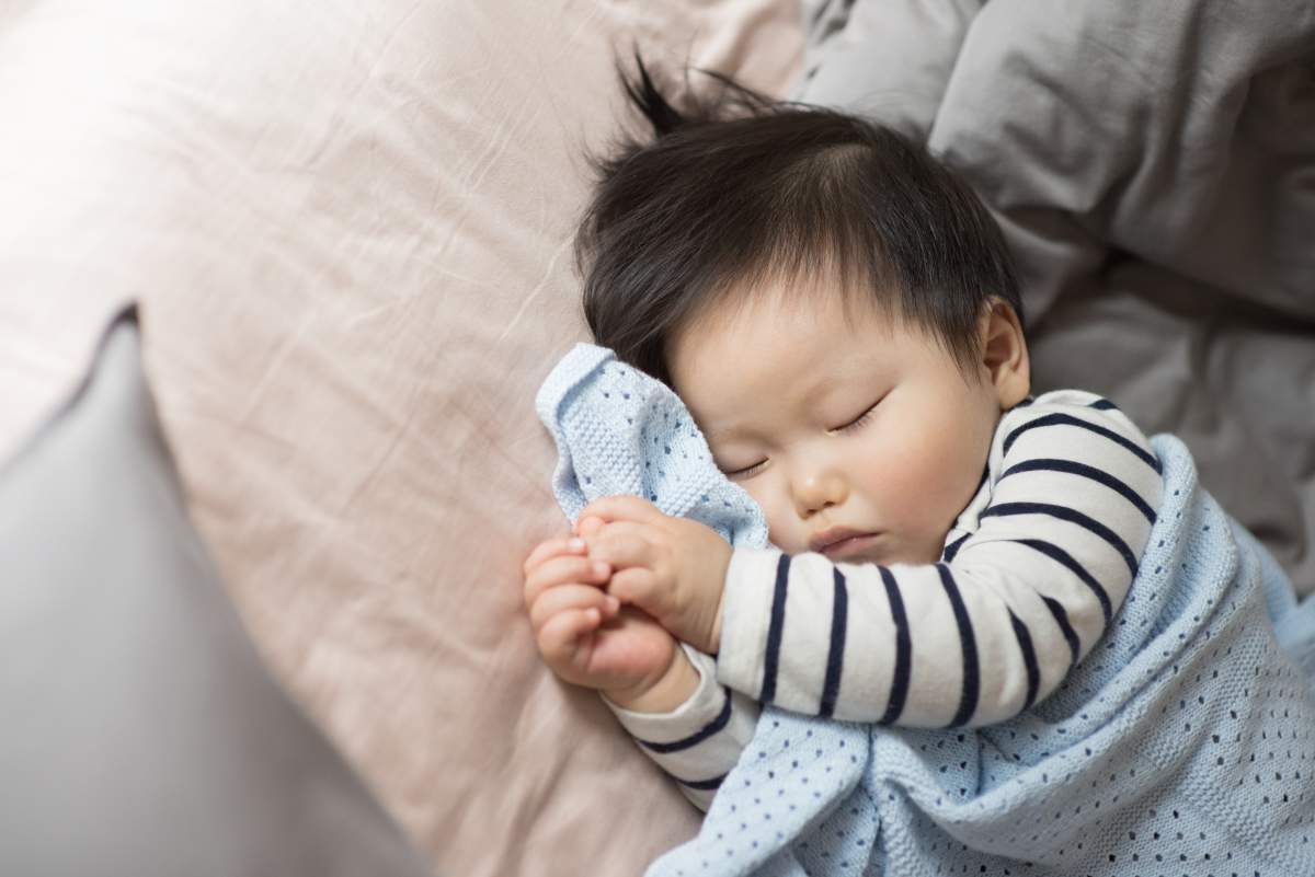 baby sleep alone