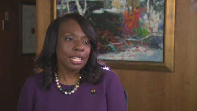 Ontario Education Minister Mitzie Hunter spoke with Global News Tuesday afternoon and outlined plans to address classroom violence.