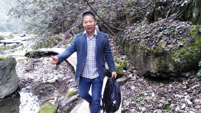 The State Department called June 5, 2017, for the immediate release of three labor activists, including Li, who investigated a Chinese company that produced Ivanka Trump shoes in China. The Associated Press reported that the men were arrested or went missing last week.
