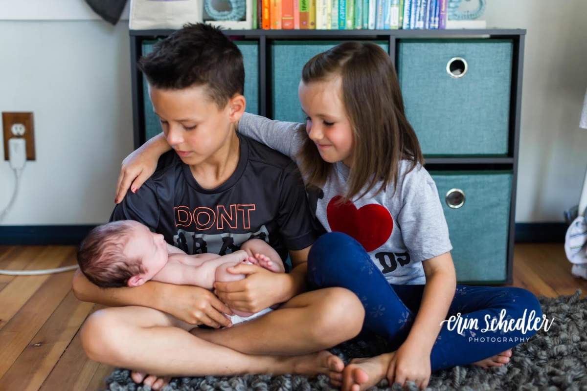 Reese’s other two children. Erin Schedler Photography