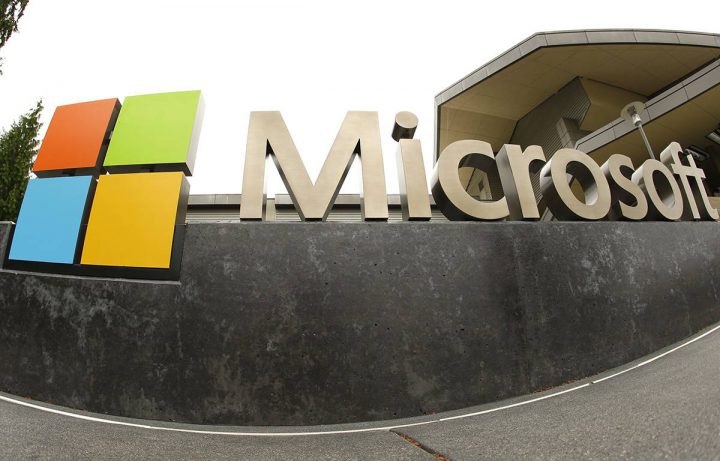 Two University of Saskatchewan computer scientists have been selected as grant recipients of Microsoft’s “AI for Earth” program.