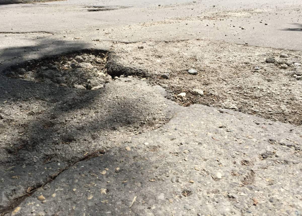 City officials are now releasing information on how pot holes in Winnipeg are repaired.