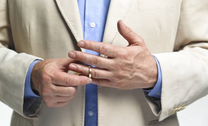 About 30 per cent of women who cheat refer to themselves as "lonely," according to a new survey.
