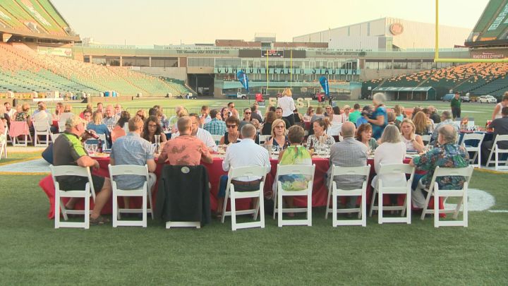 It's Edmonton's biggest picnic. Hundreds of people gathered at Commonwealth Field on Wednesday to eat at Feast on the Field, an event to support the CapitalCare Foundation.