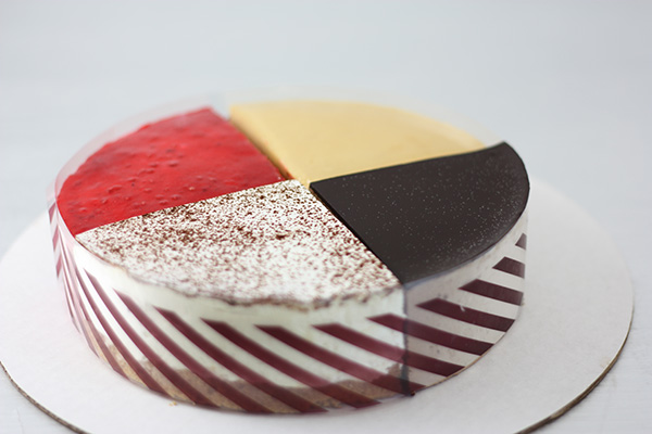 The CFIA is expanding a recall for raspberry mousse cakes across several provinces after an investigation into foodborne illness.