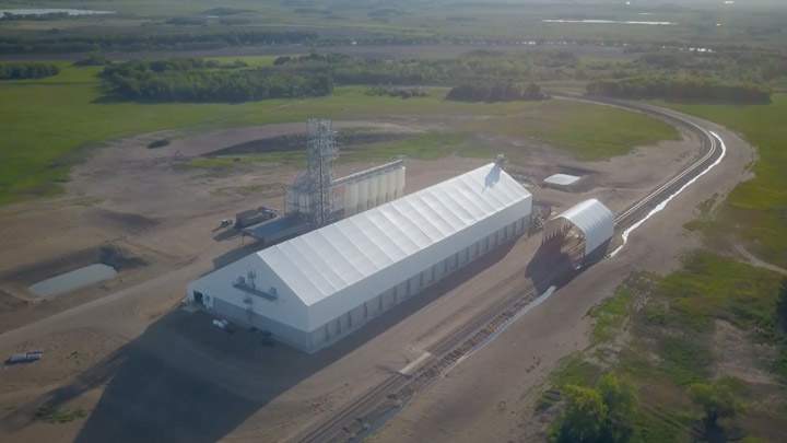 The new Federated Co-op fertilizer terminal in Hanley, Sask., can fill a super B trailer of blended fertilizer in 10 minutes.