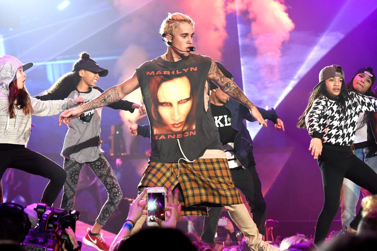 Justin Bieber performs onstage at KeyArena on March 9, 2016 in Seattle, Wash.