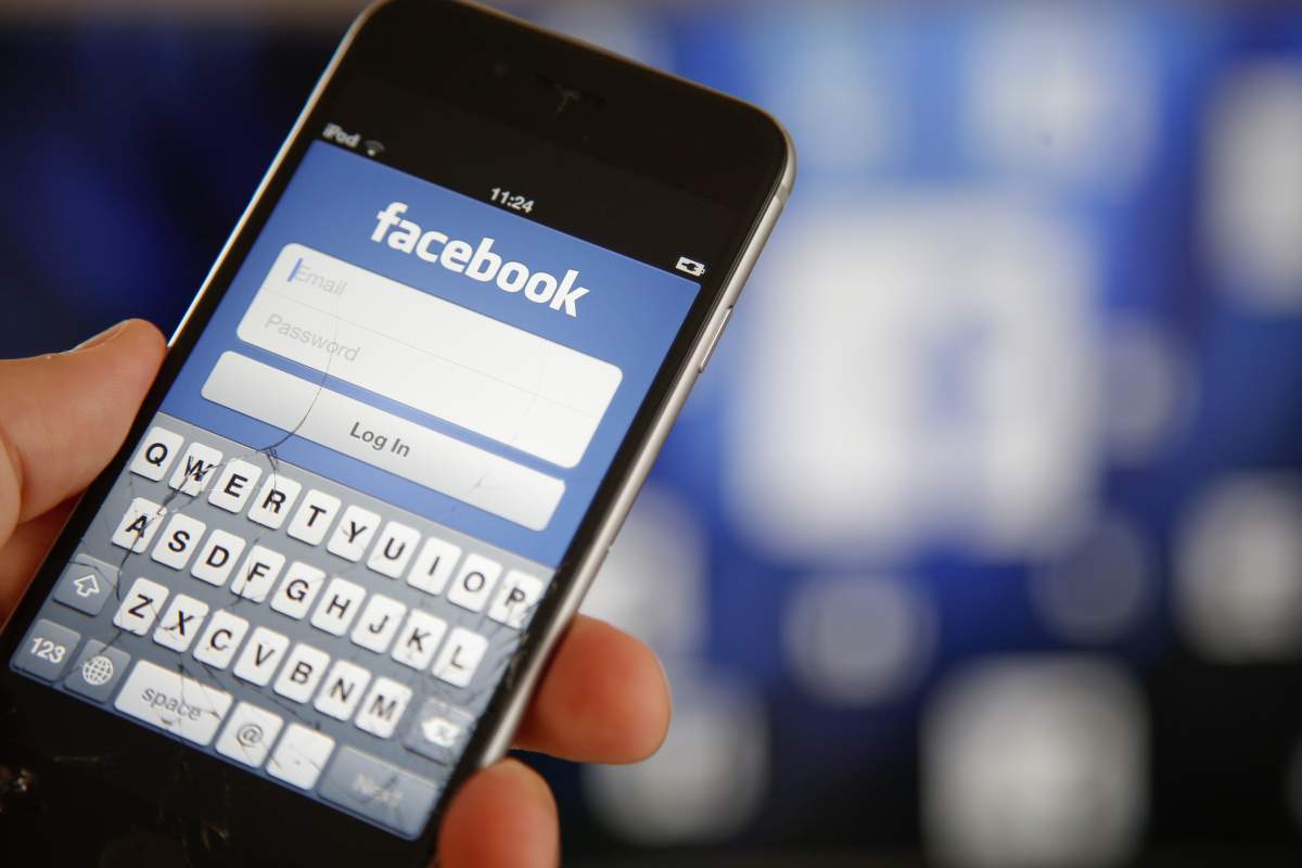 Facebook is partnering with the Australian government to pilot a technology that helps combat revenge porn.
