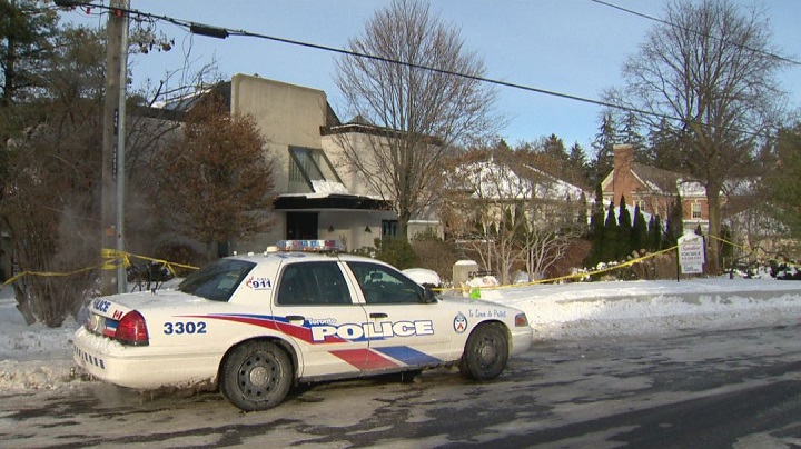 A Toronto police cruiser is seen in front of Barry and Honey Sherman’s home on Old Colony Road in Dec 2017.