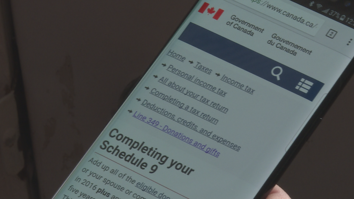 Canadians have until December 31 to make charitable donations if they want to take advantage of tax credits for 2017. 