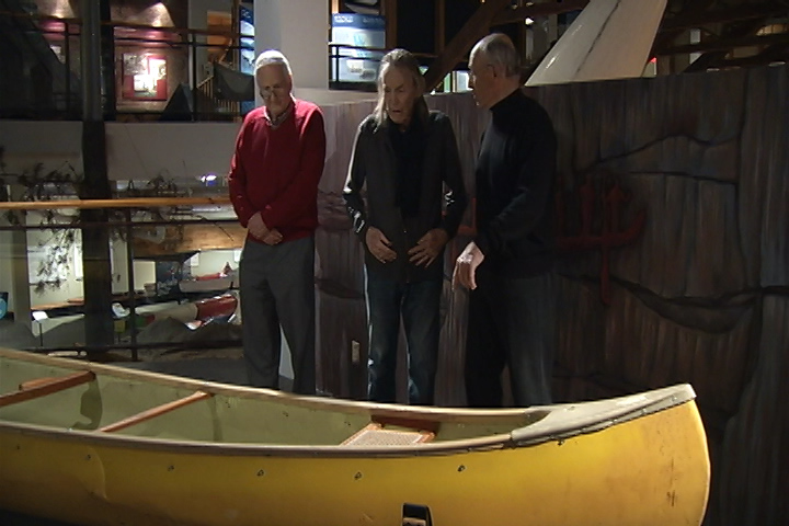 Gordon Lightfoot donates canoes to Canadian Canoe Museum in Peterborough - image