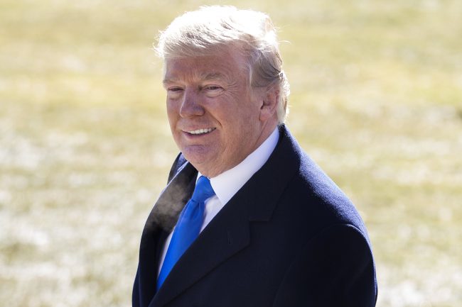 US President Donald J. Trump walks across the South Lawn to depart by Marine One, at the White House in Washington, DC, USA, 05 January 2018. 
