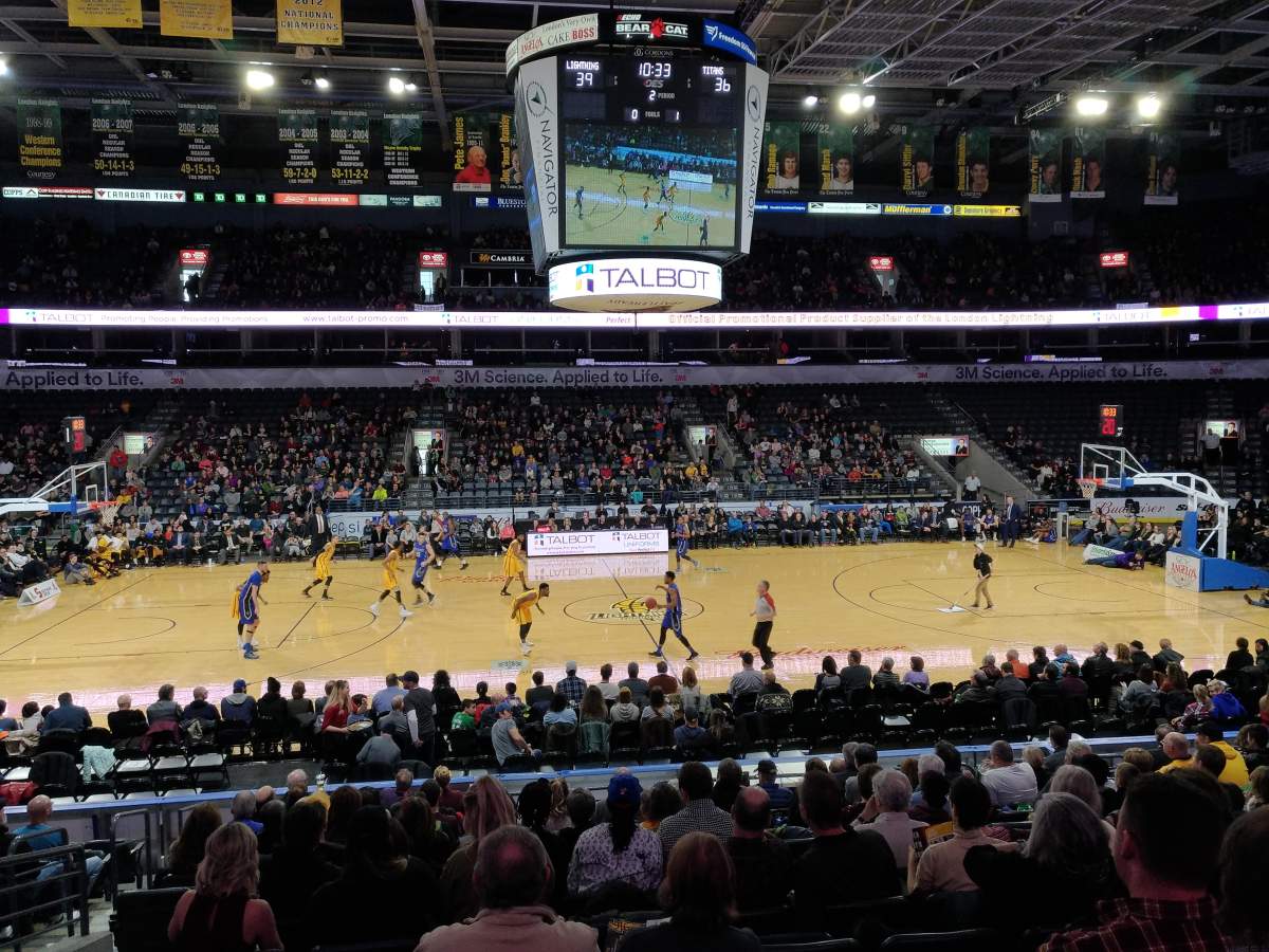 Lightning set record in 139-105 blowout win over Titans - image