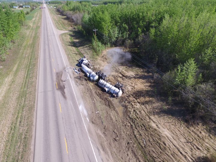 A semi hauling hydrochloric acid crashed along Highway 831, three kilometres south of Boyle, Alta. Monday, May 21, 2018.