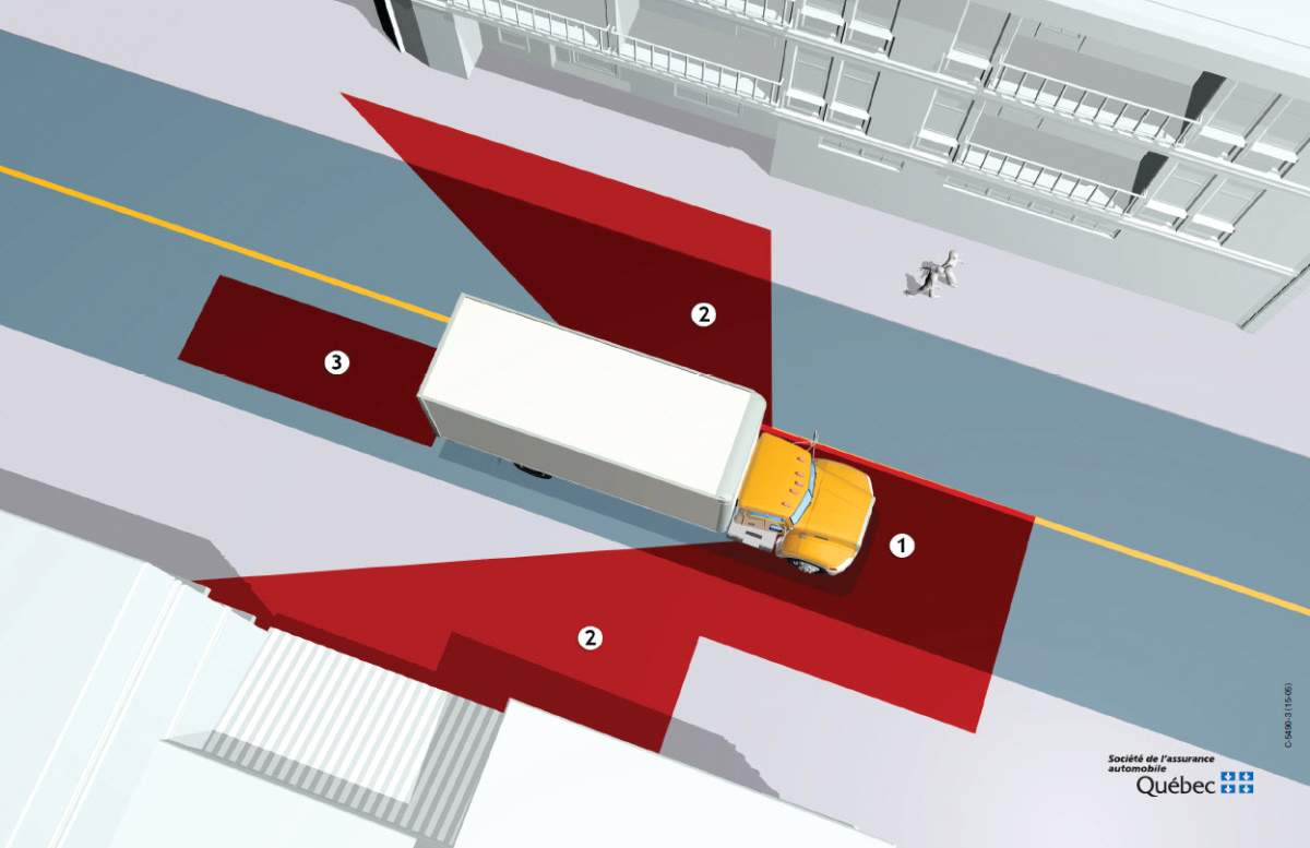 Montreal police launch road safety campaign for cyclists and motorists - image