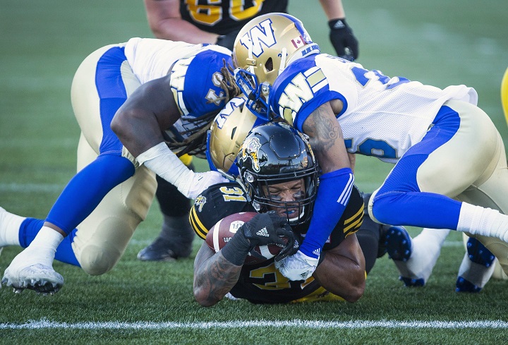Marcus Sayles (right)