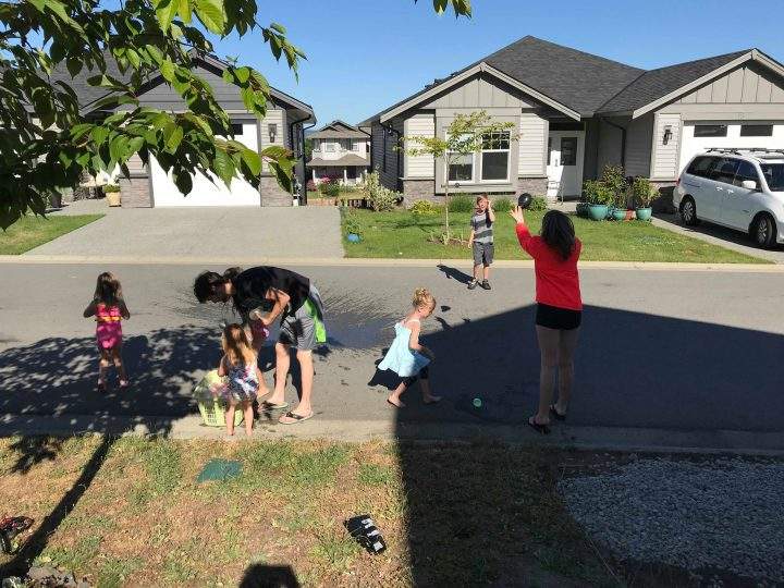 Children play in the Artisan Gardens neighbourhood. 