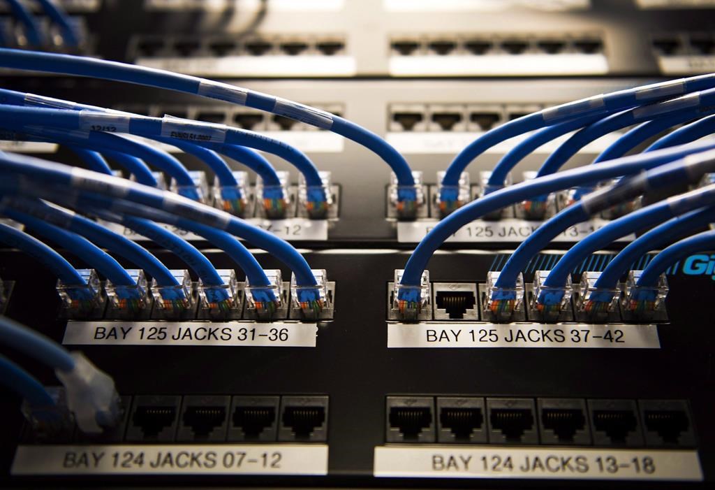 The projects would see about 31,750 Simcoe County residents see improvements in their internet services and would collectively service about 500 kilometres of roadway in the region.