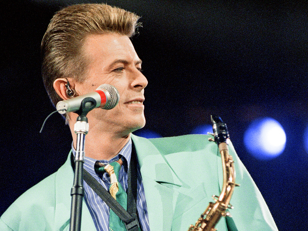 David Bowie performing at The Freddie Mercury Tribute Concert for As Awareness, at Wembley Stadium, Picture taken Easter Monday, April 20, 1992.
