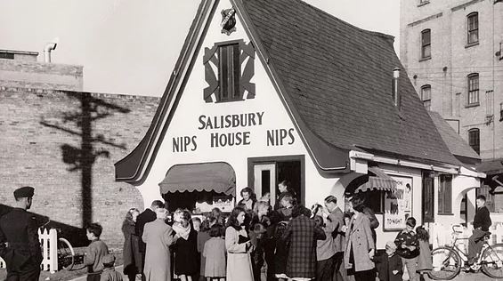 The original downtown Sals in 1931.