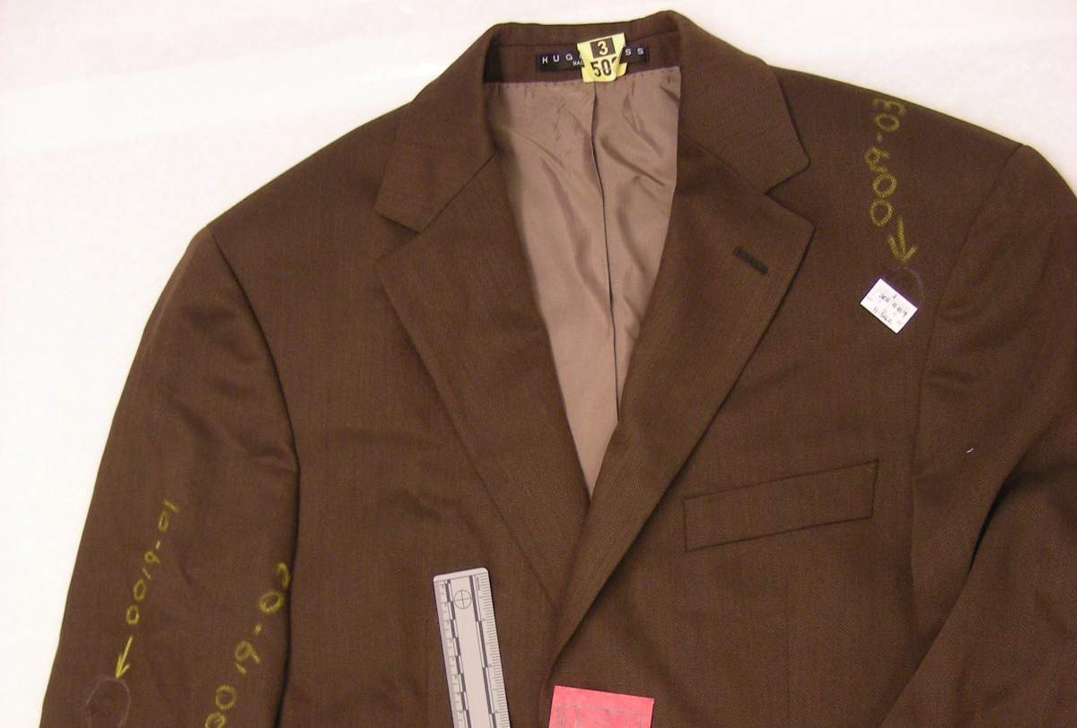 A brown sports jacket seized from the home of accused murderer Dennis Oland was the focus at the 50-year-old Rothesay, N.B., man’s trial today.