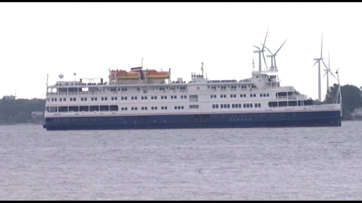 The city says 46 cruise ships stopped in Kingston in 2018, but the larger ones had to anchor off-shore.
