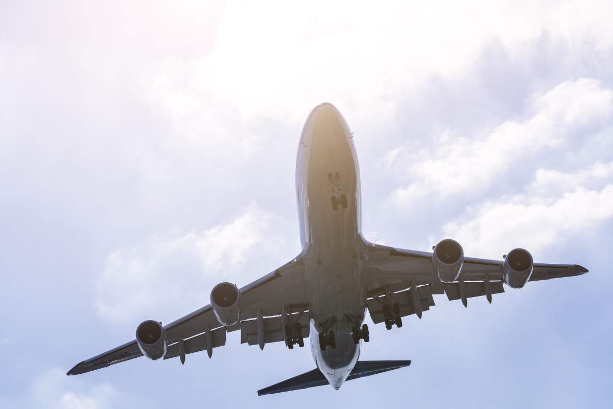 The Russian Investigative Committee said that the man told the Aeroflot crew that he was armed and demanded the diversion of the plane.