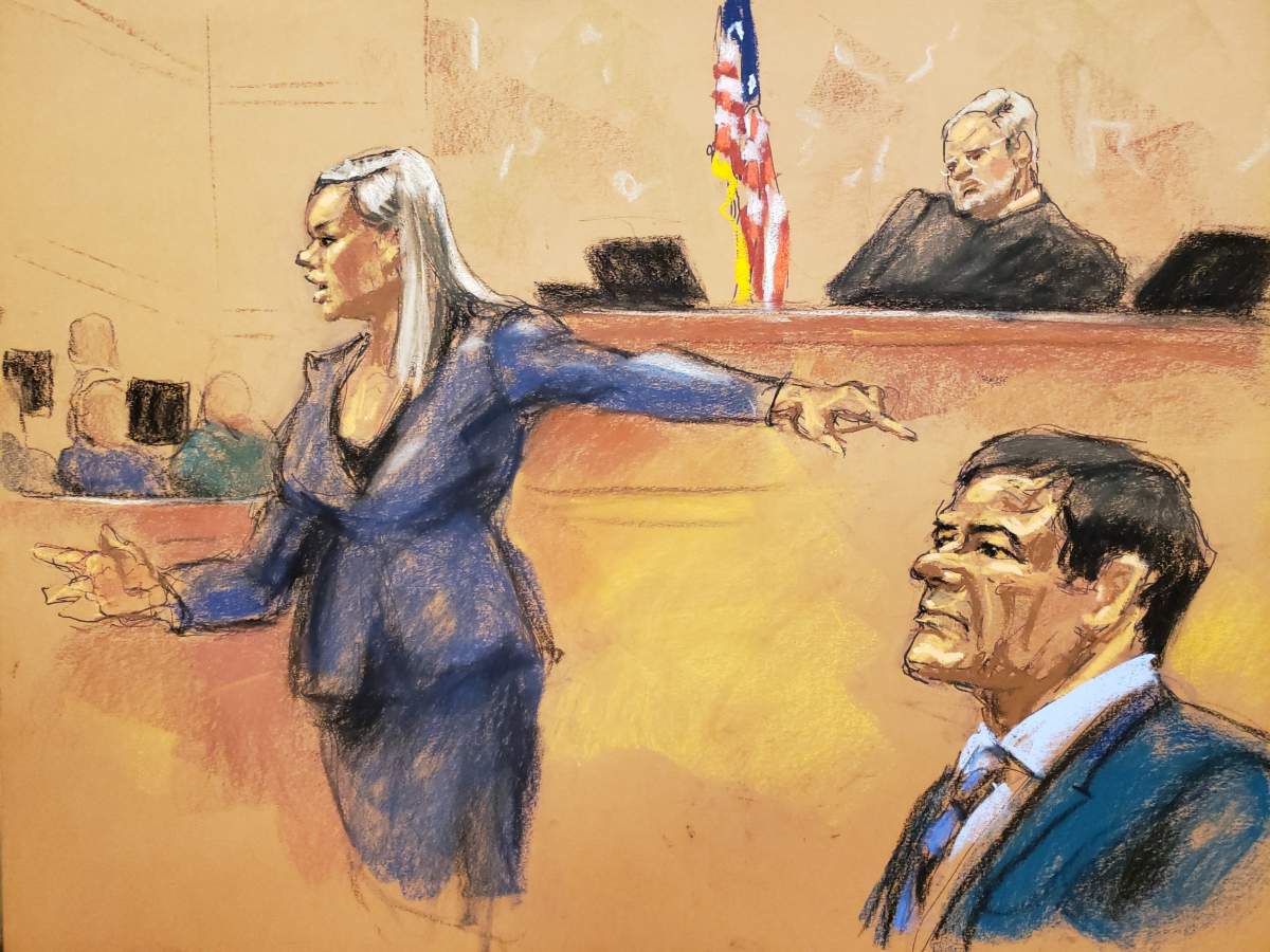 Assistant U.S. Attorney Amanda Liskamm points at the accused Mexican drug lord Joaquin ‘El Chapo’ Guzman (R) while delivering rebuttal during the trial of Guzman in Brooklyn in this Jan. 31 courtroom sketch.