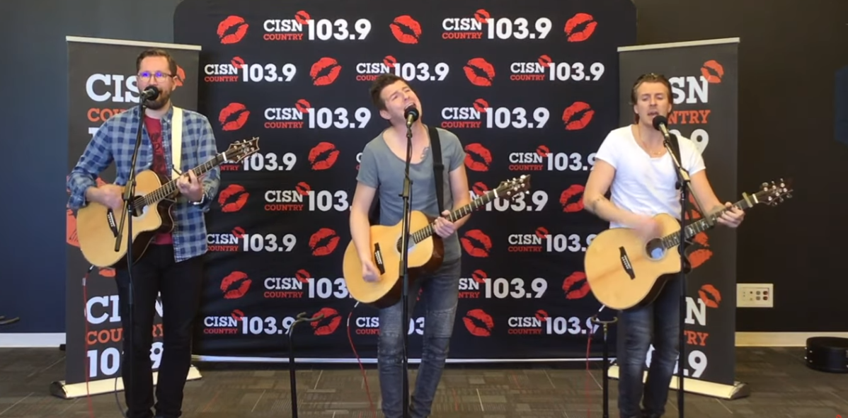 Petric on the CISN Country Sound Stage - image