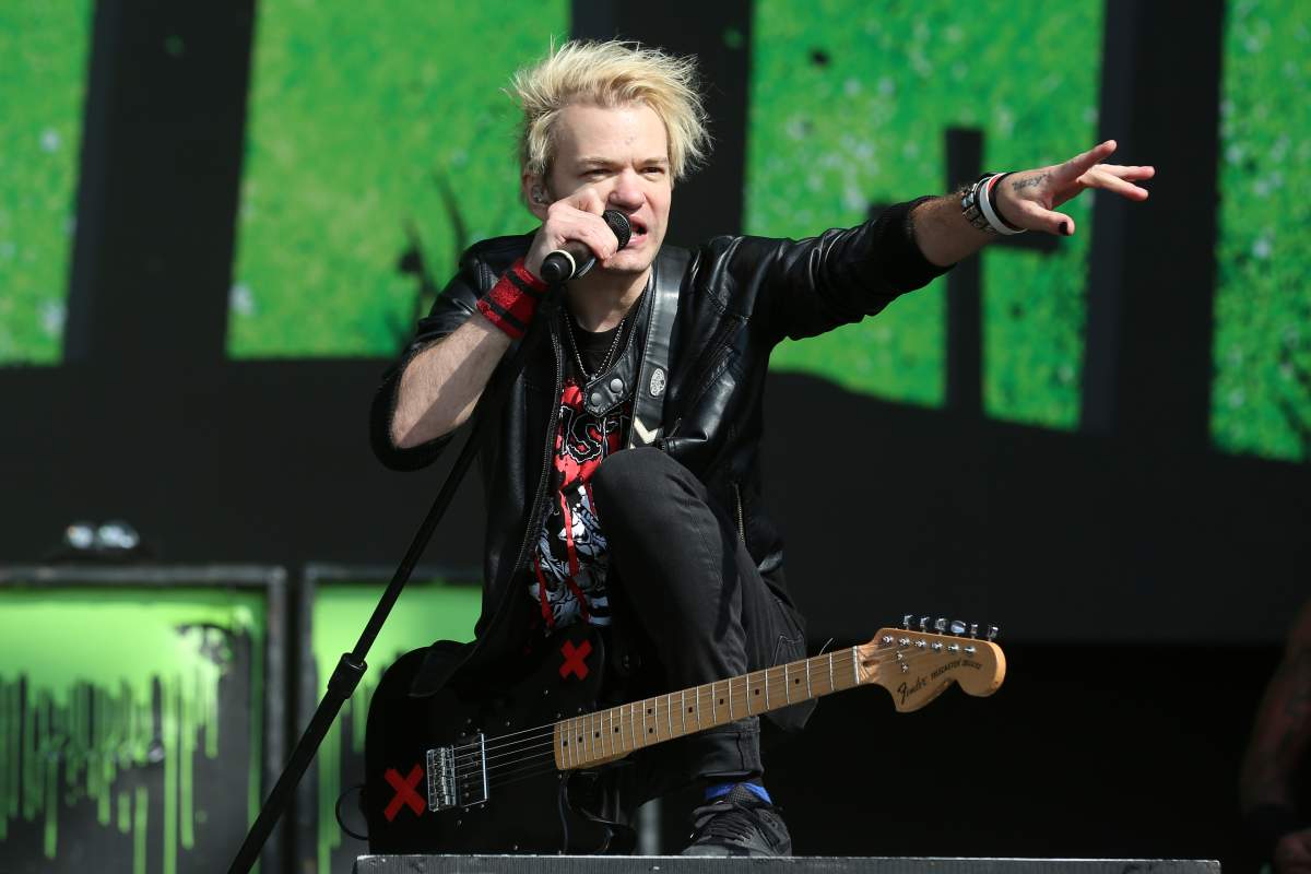Deryck Whibley of Sum 41 performs live on stage during day two of Reading Festival at Richfield Avenue on Aug. 25, 2018 in Reading, England.