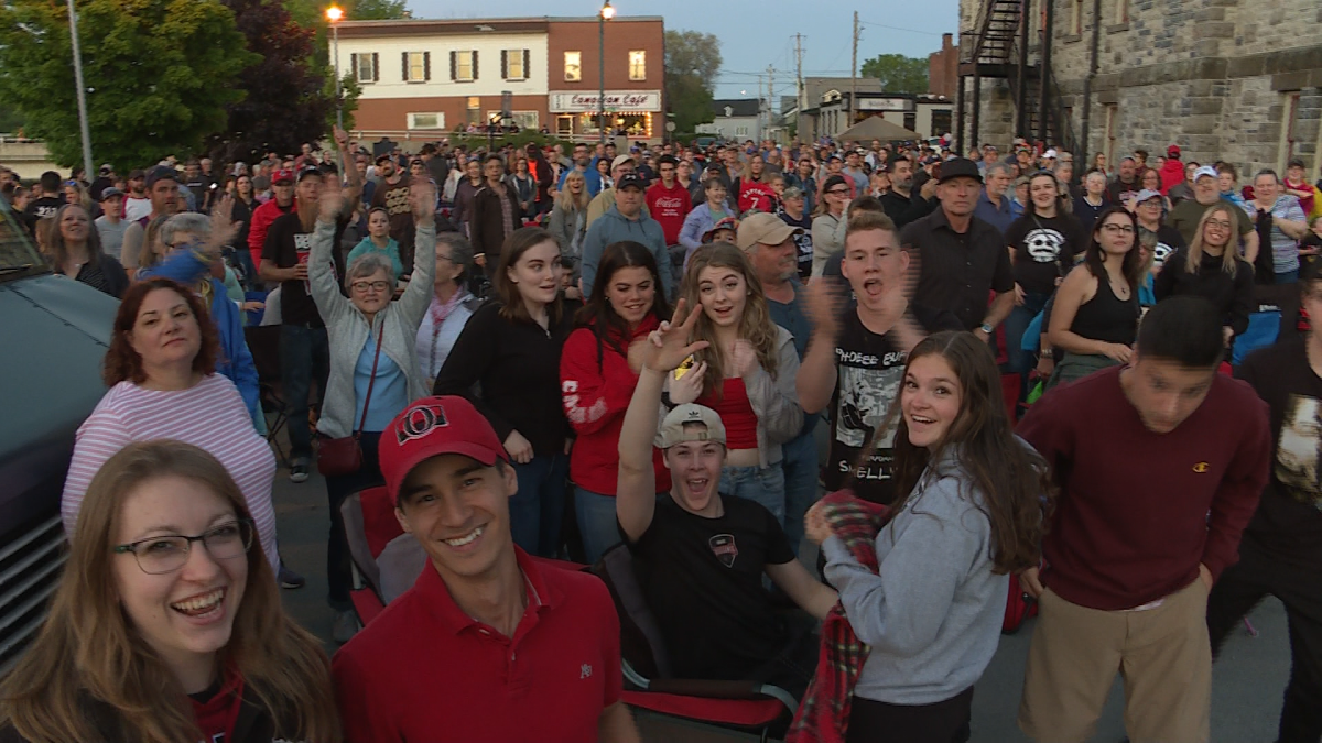 Hundreds of Toronto Raptors fans attend a Jurassic Park outdoor viewing party in Almonte Ont., the hometown of basketball inventor Dr. James Naismith.