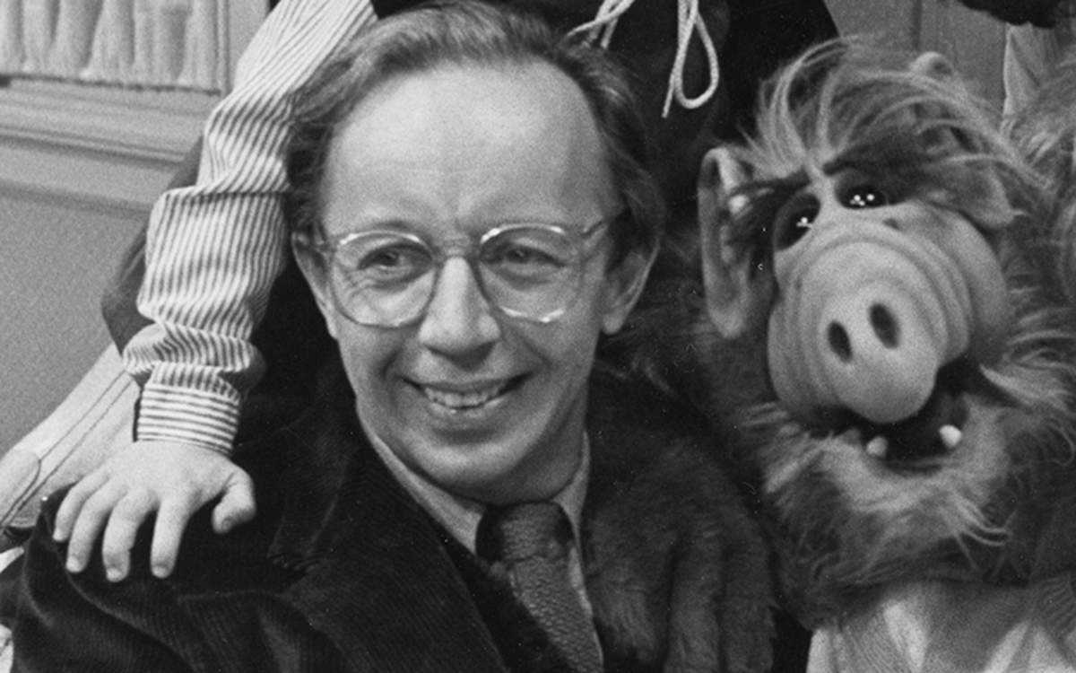Max Wright with ALF, a.k.a. Alien Life Form, in a still from the TV show ‘ALF’ on May 23, 1986 in Los Angeles, Calif. (Getty Images)